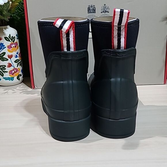 Hunter Women Play Neoprene Boot Short - Artic Moss, Women's 6 Medium NEW - Picture 3 of 11